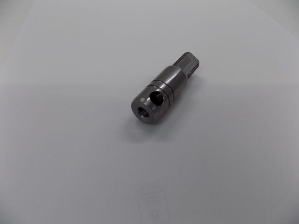 ④斜め穴加工