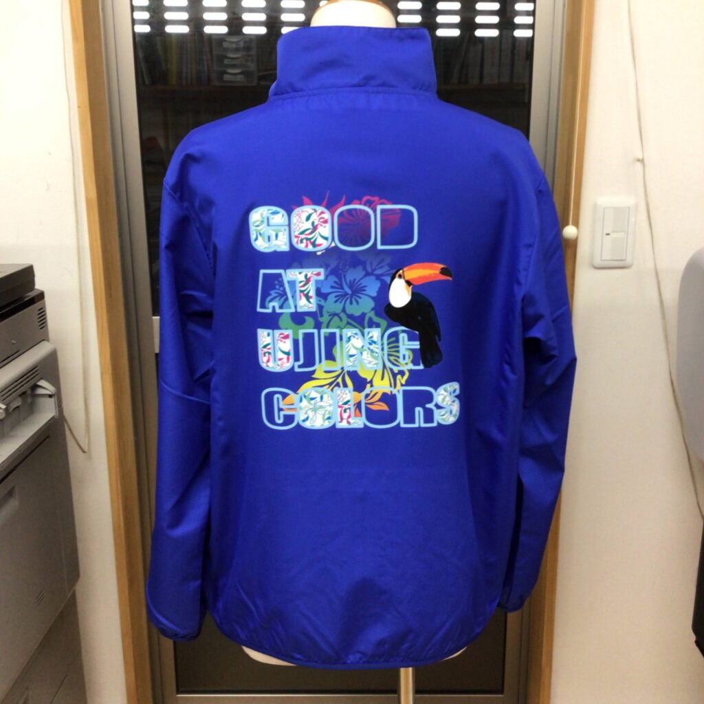 アウターへプリント