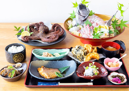 とれたて新鮮な魚を提供した料理