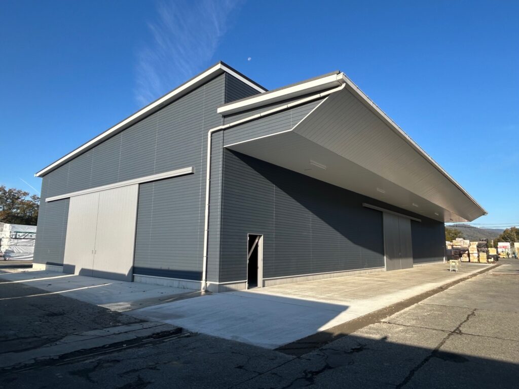２ｘ４工法の木造工場